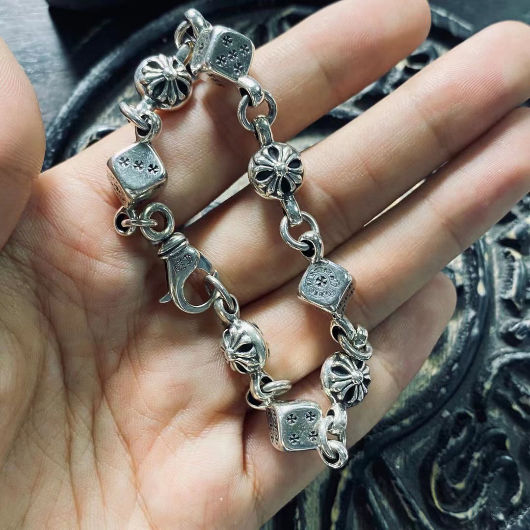 C H Dice Bracelet_2