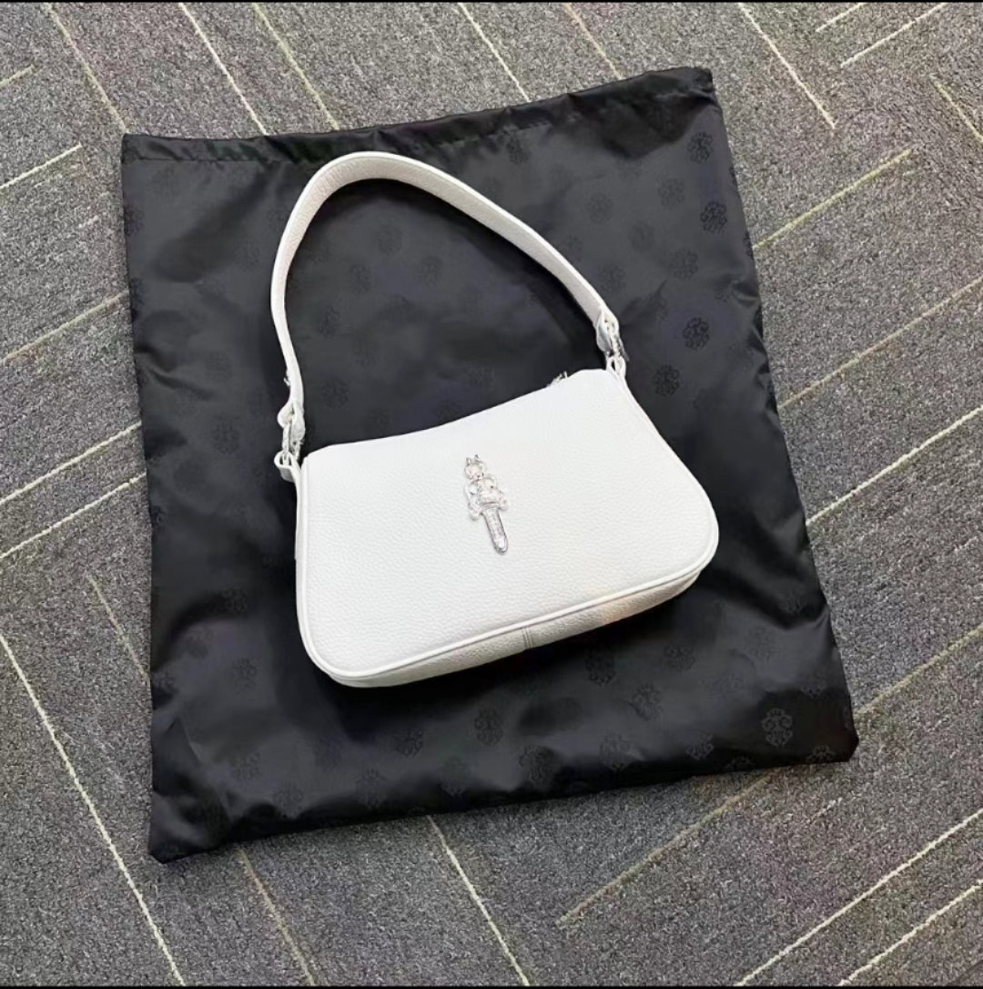 C H Nugget Handbag_0