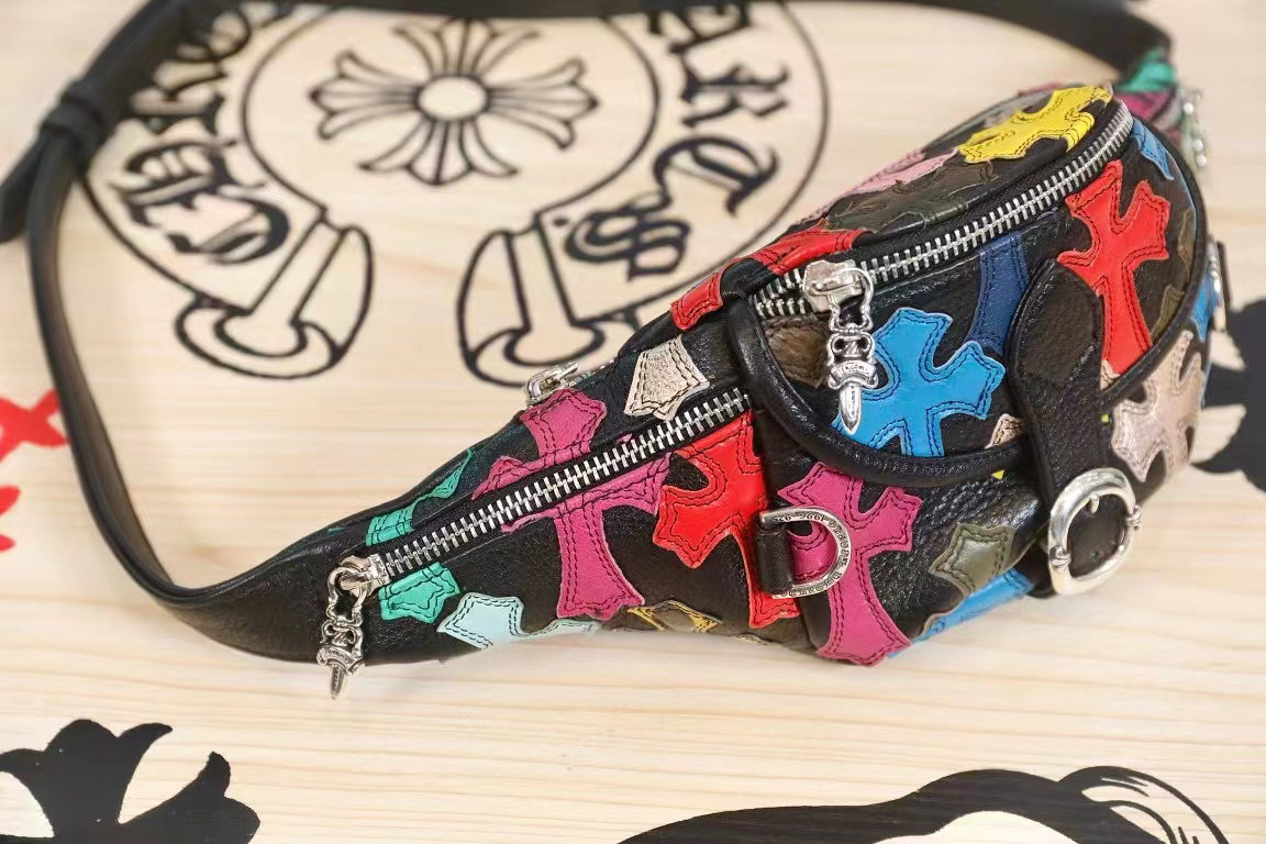 C H Pouch Bag_2