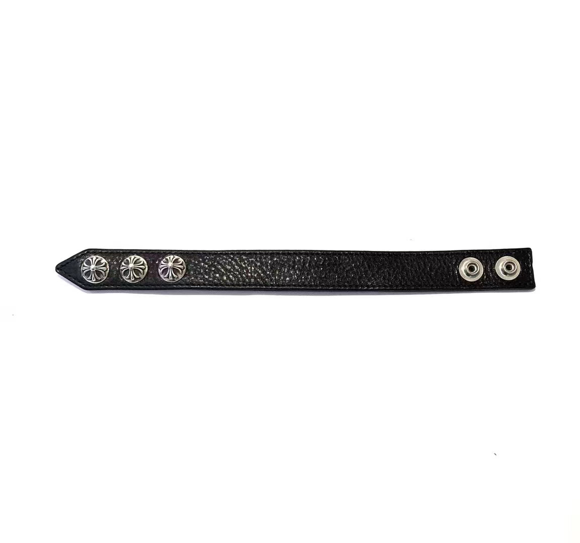 C H Leather Strap Bracelet_4