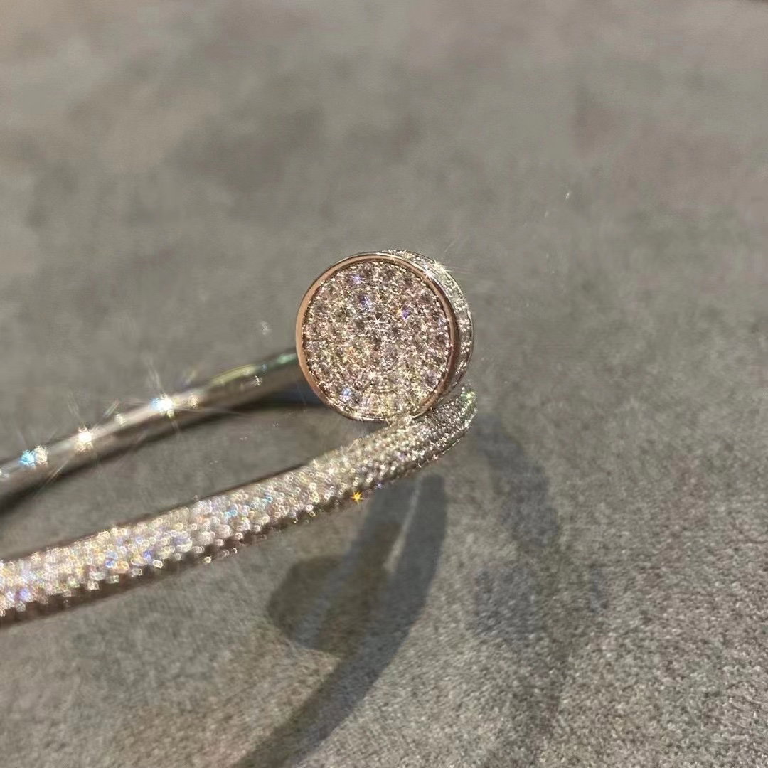 Cartier Full Diamonds Nail Bracelet_5