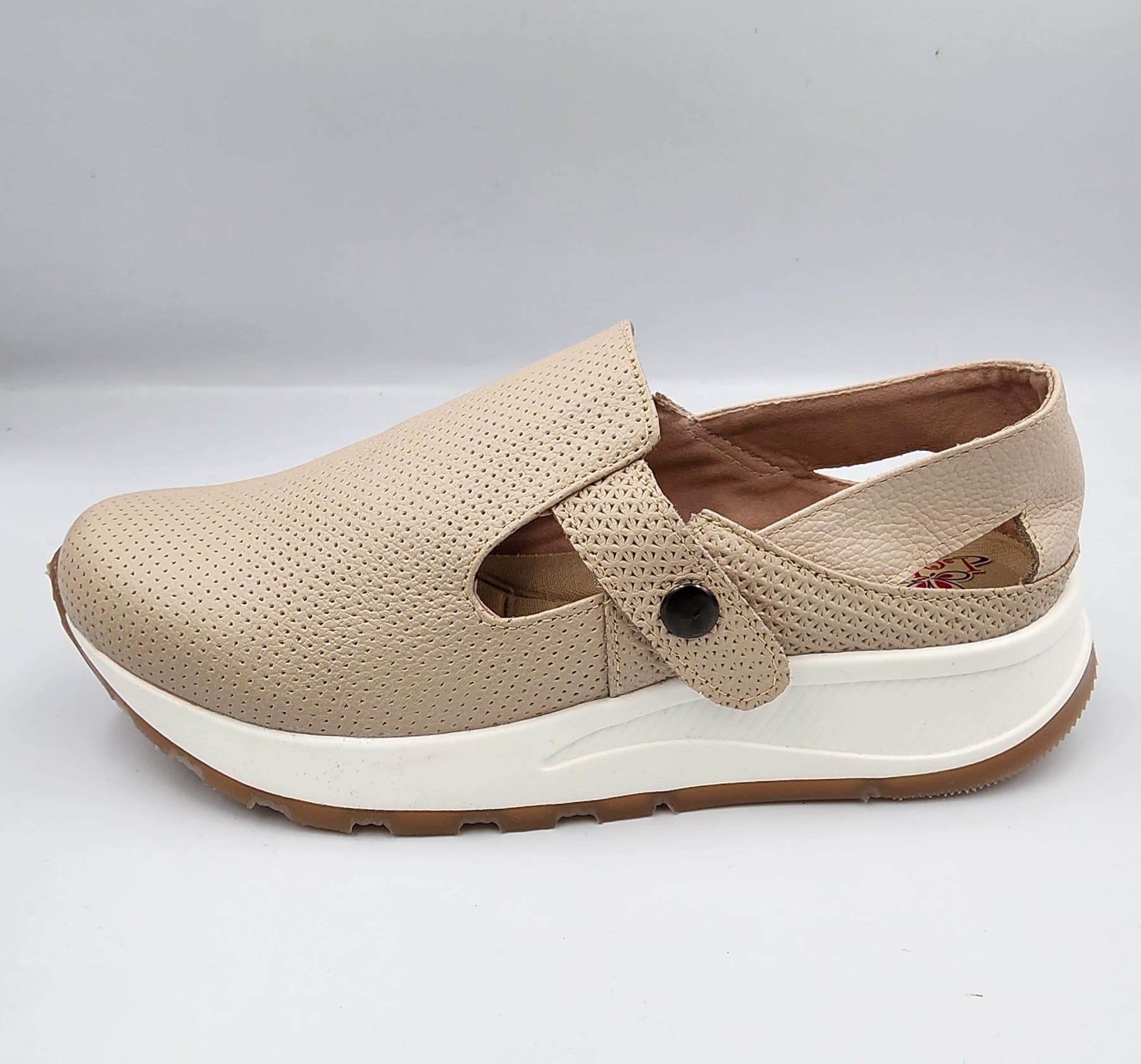 Johana Beige (J10)_0