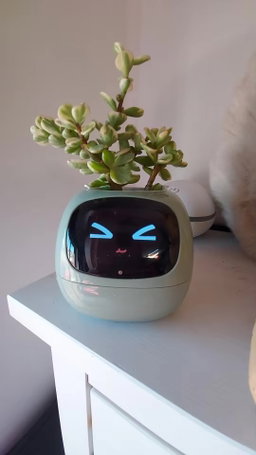 Plantagotchi - AI Smart Planter