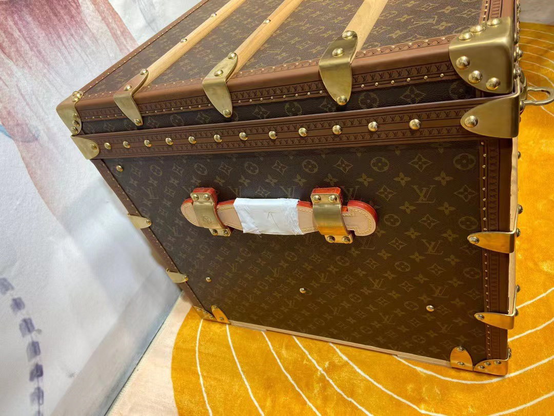 LV VIP Furniture Box_7