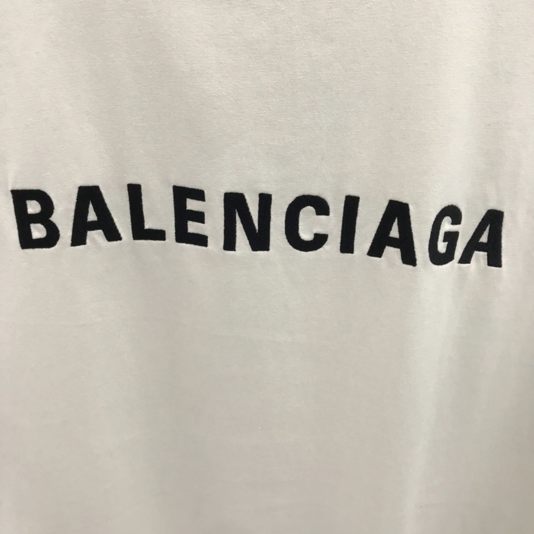 Balenciaga Tee  _8