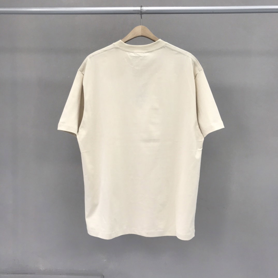 Balenciaga Tee_2