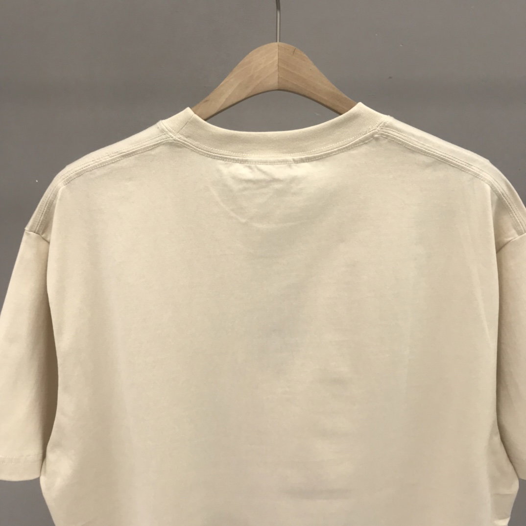 Balenciaga Tee_4