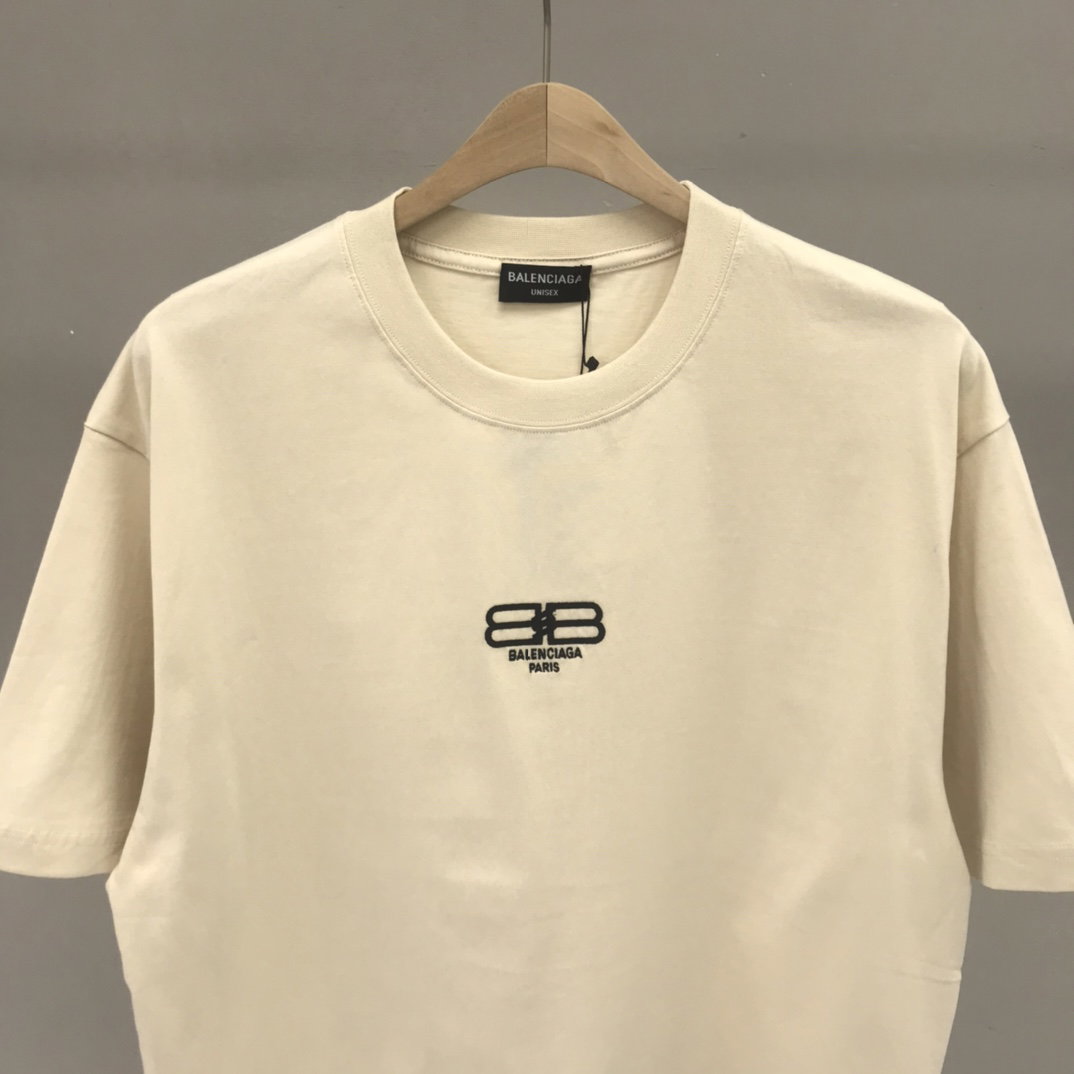 Balenciaga Tee_3