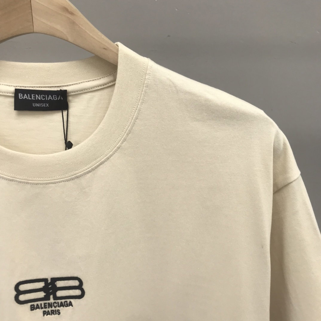 Balenciaga Tee_6
