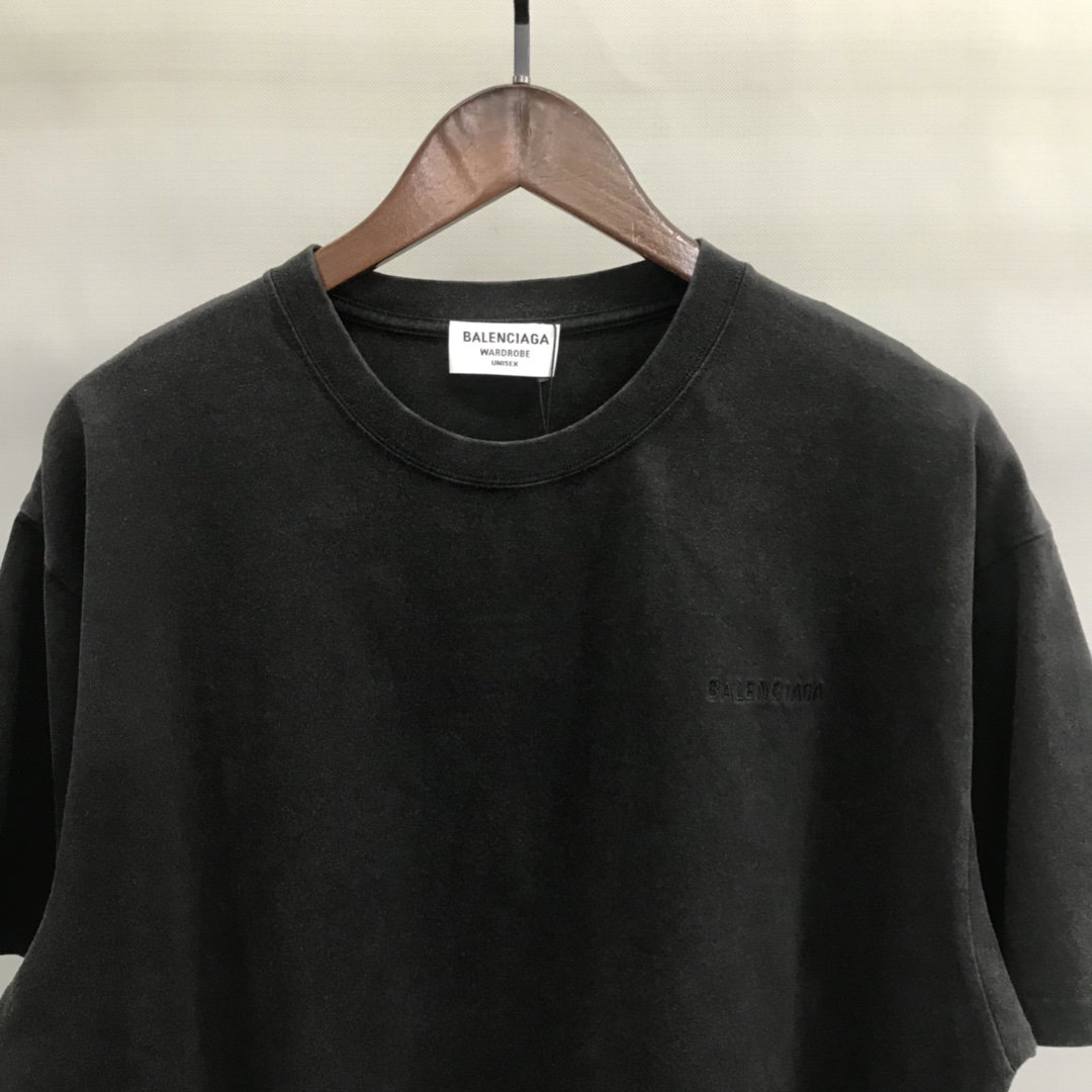 Balenciaga Tee_5