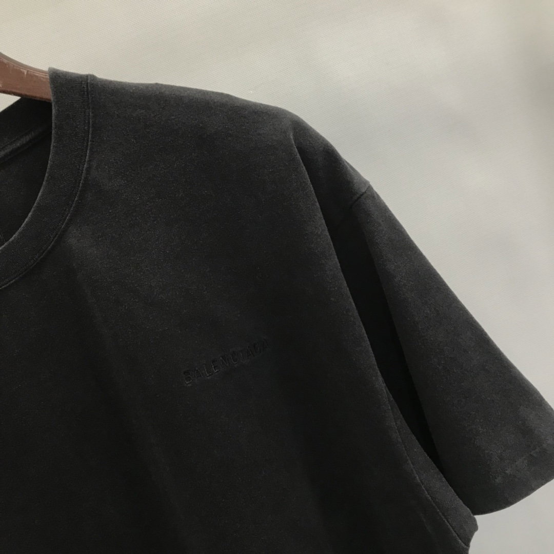 Balenciaga Tee_6