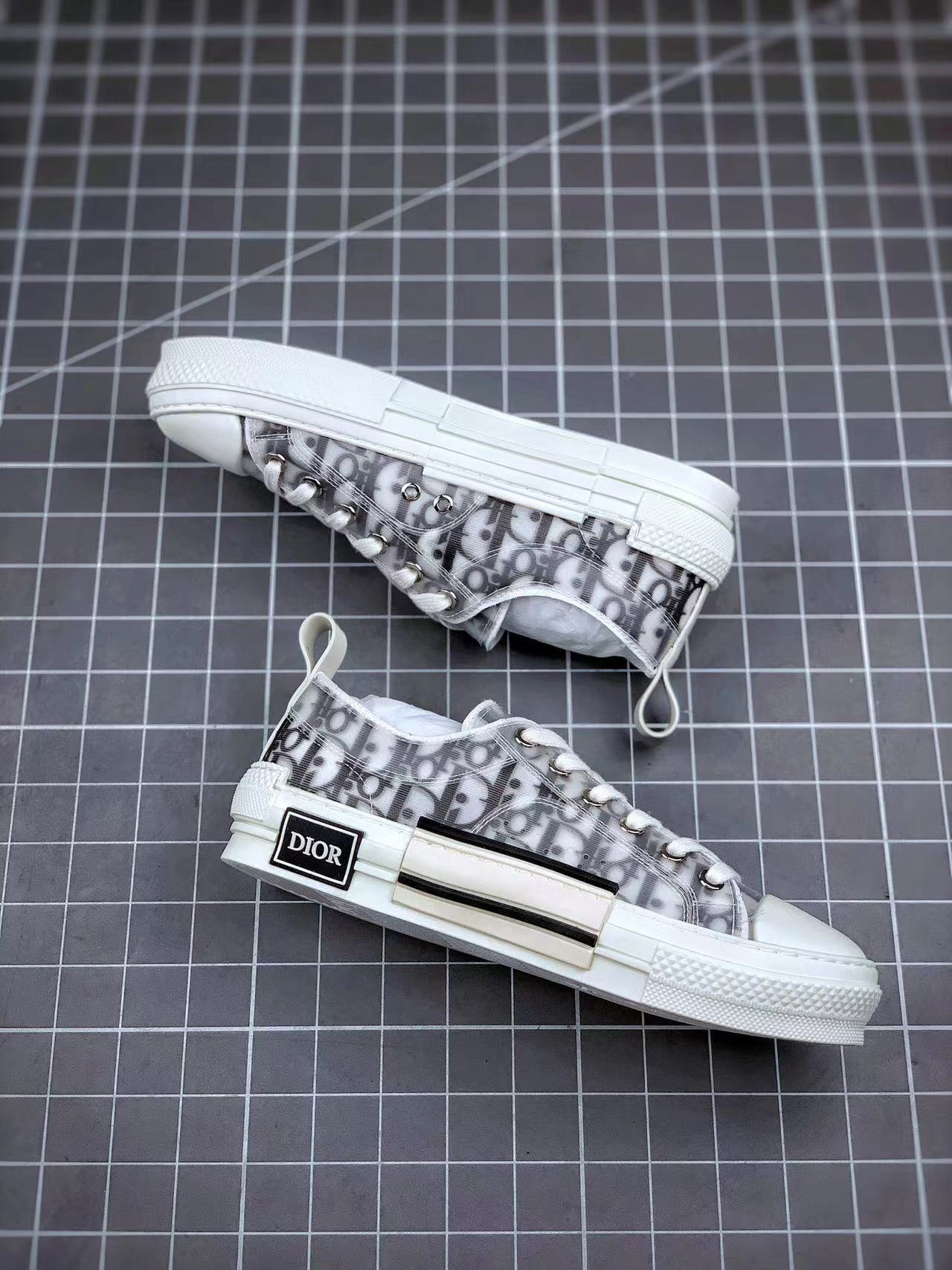 Dior Sneaker_4