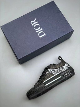 Dior Sneaker