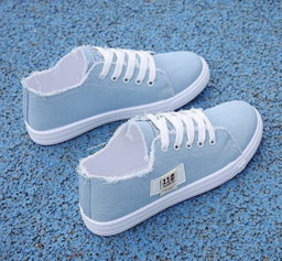 Women's shoes