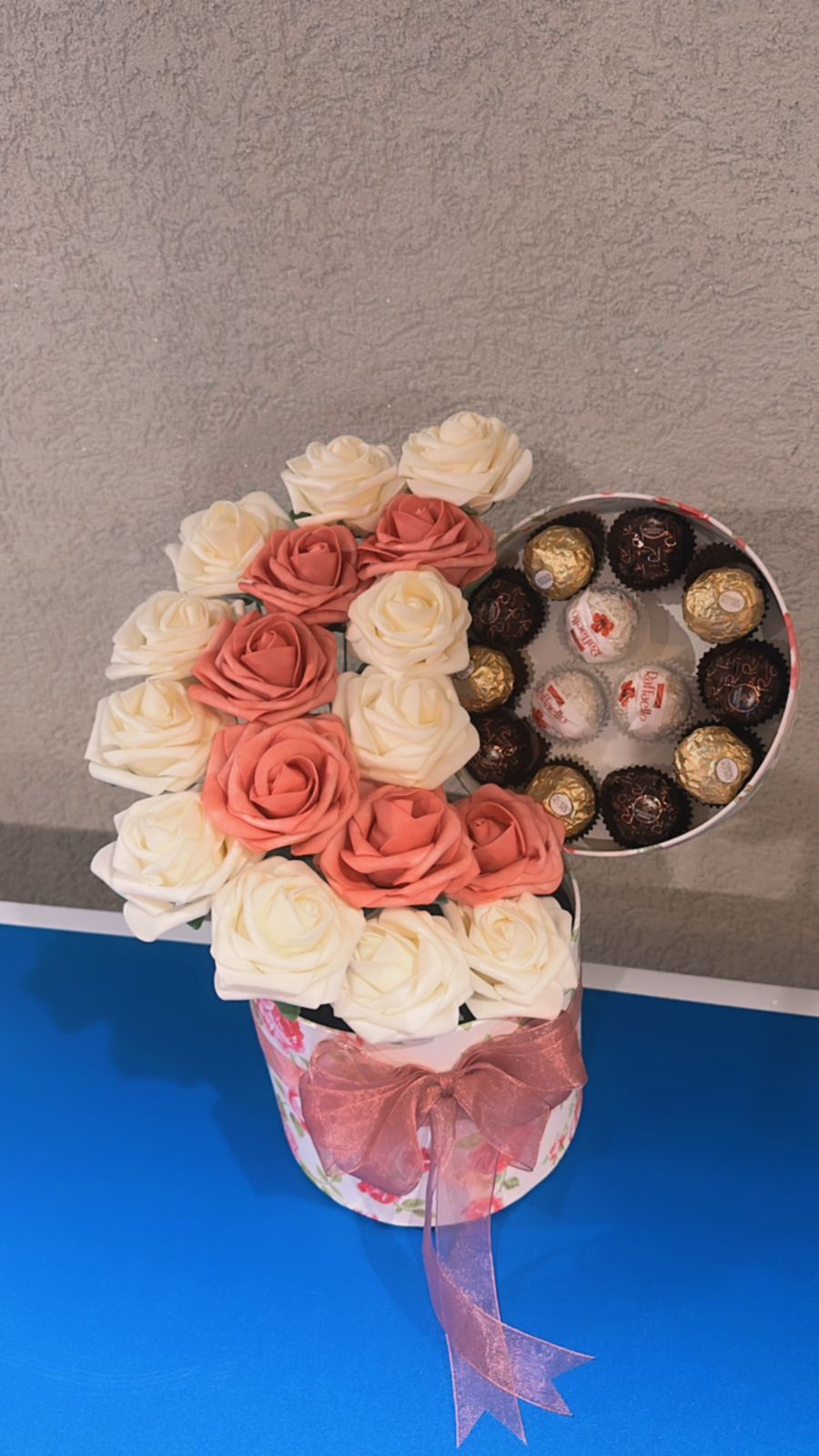 Bucket of eternal flowers _1