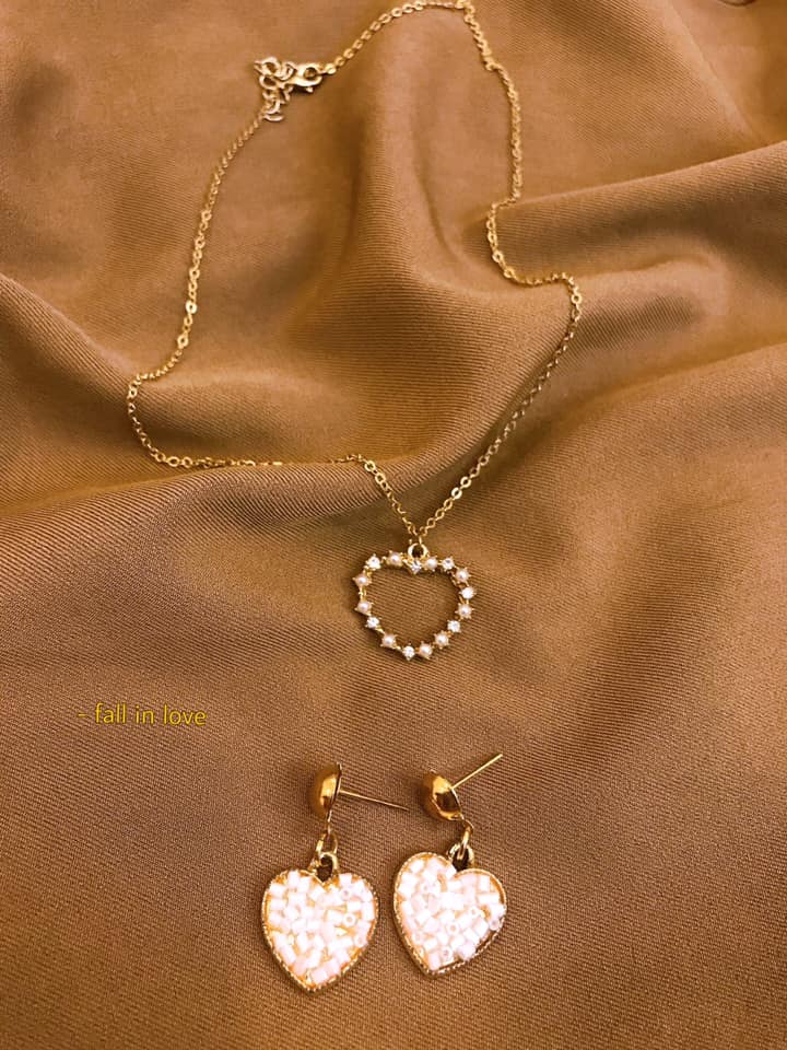 Necklace_0