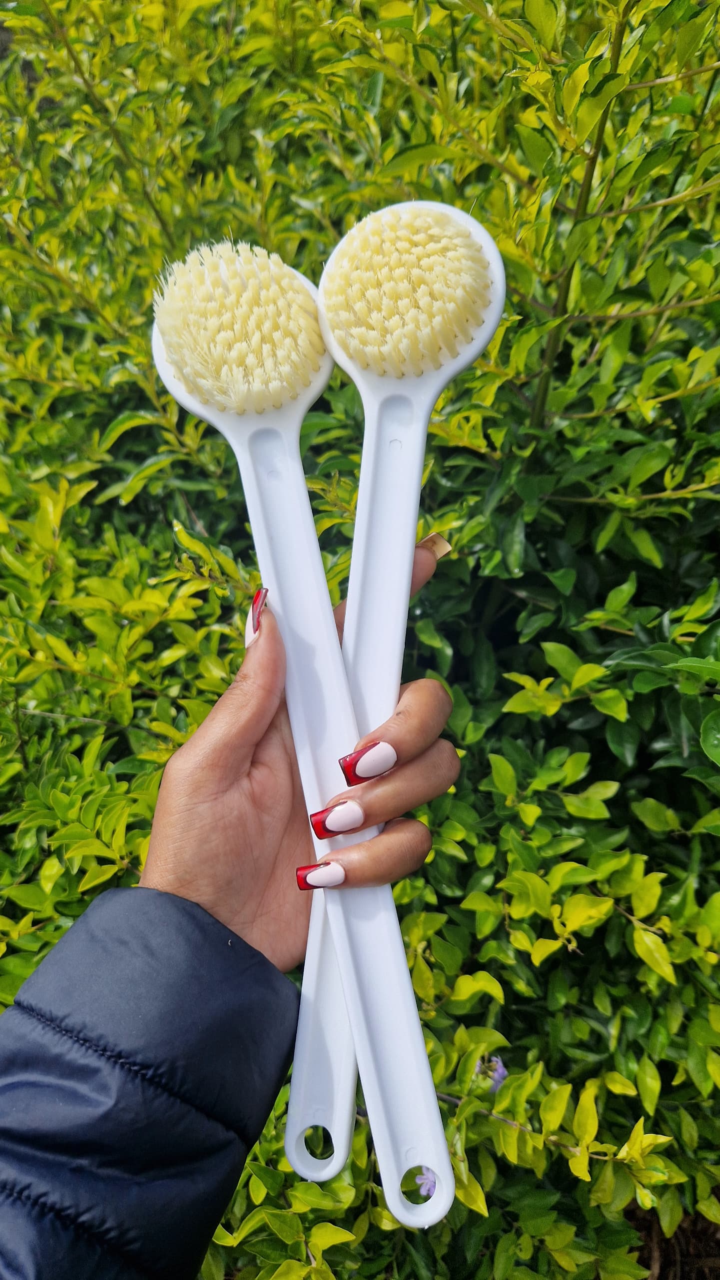 Bath brushes 