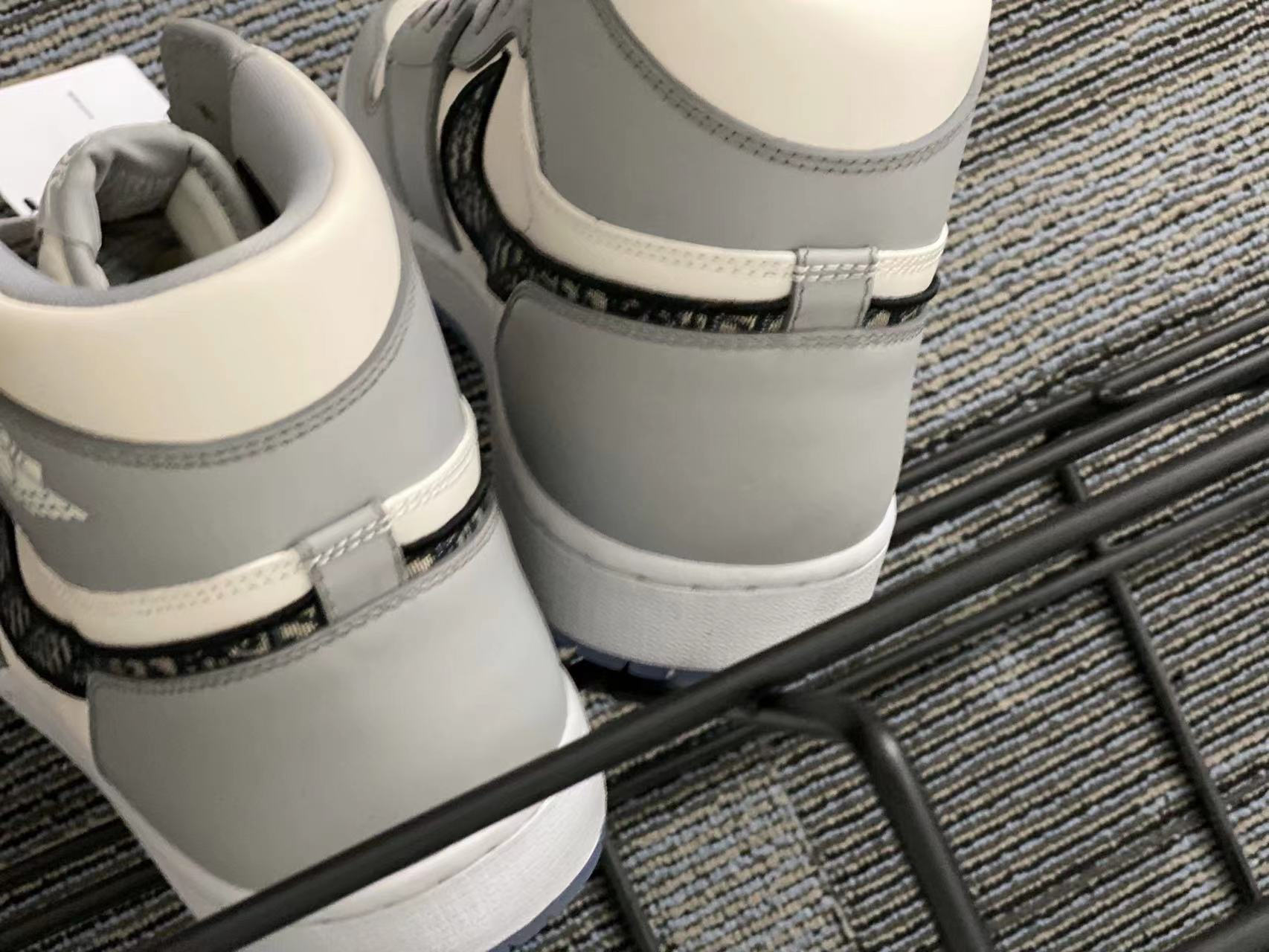 Dior Sneaker_12