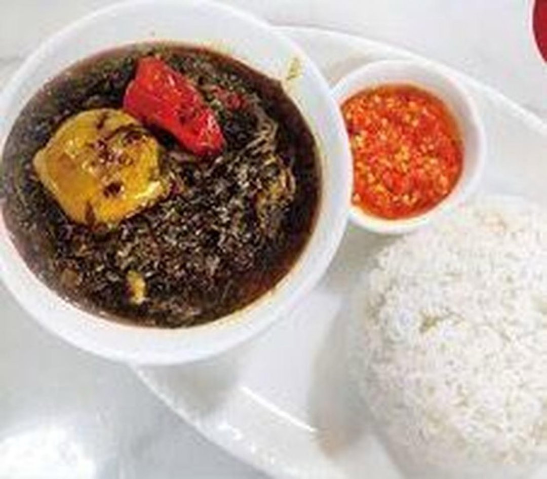 Riz sauce feuille de patate 