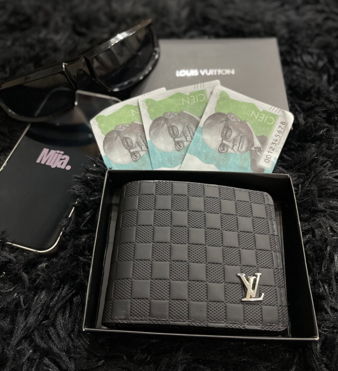 Billetera Louis v.