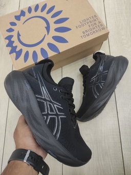 Asics Nimbus 25