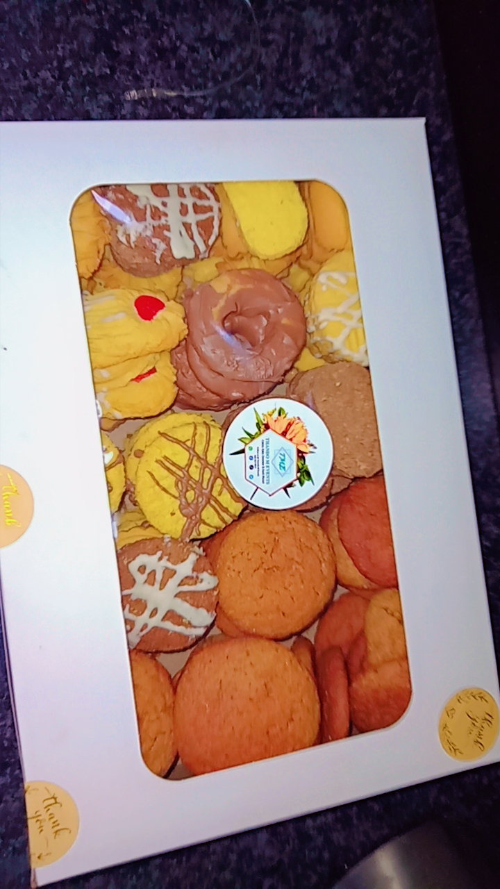 Mixed Biscuits (5l)