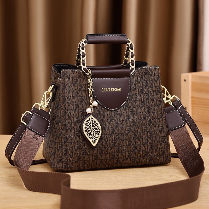 *High value fashion crossbody bag