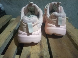 Tennis enfant rose P.33