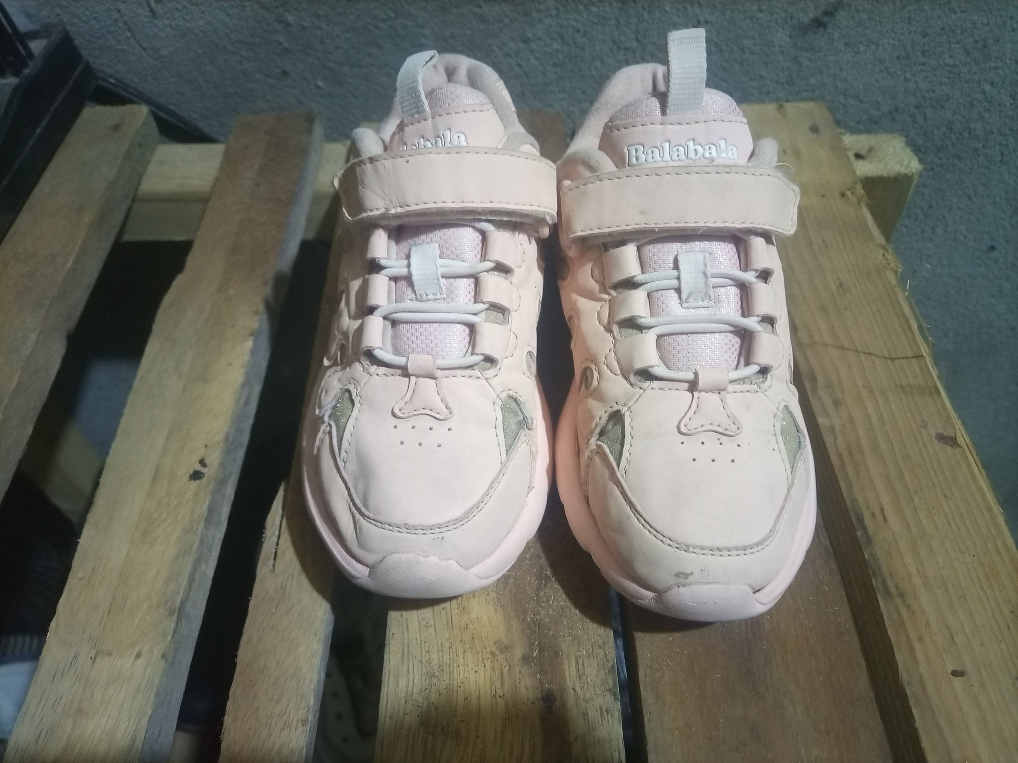 Tennis enfant rose P.33_1
