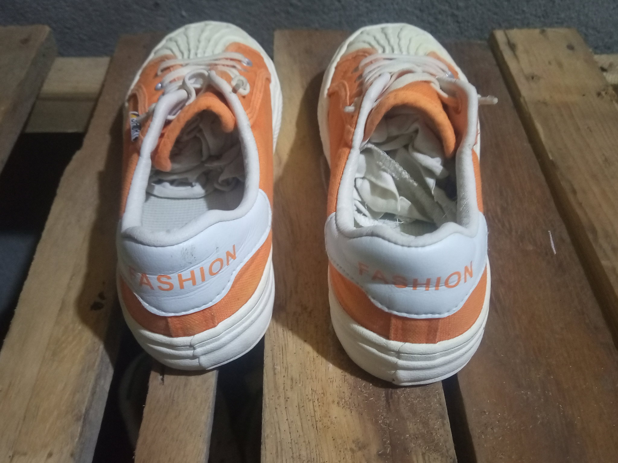 Tennis orange P.37_3