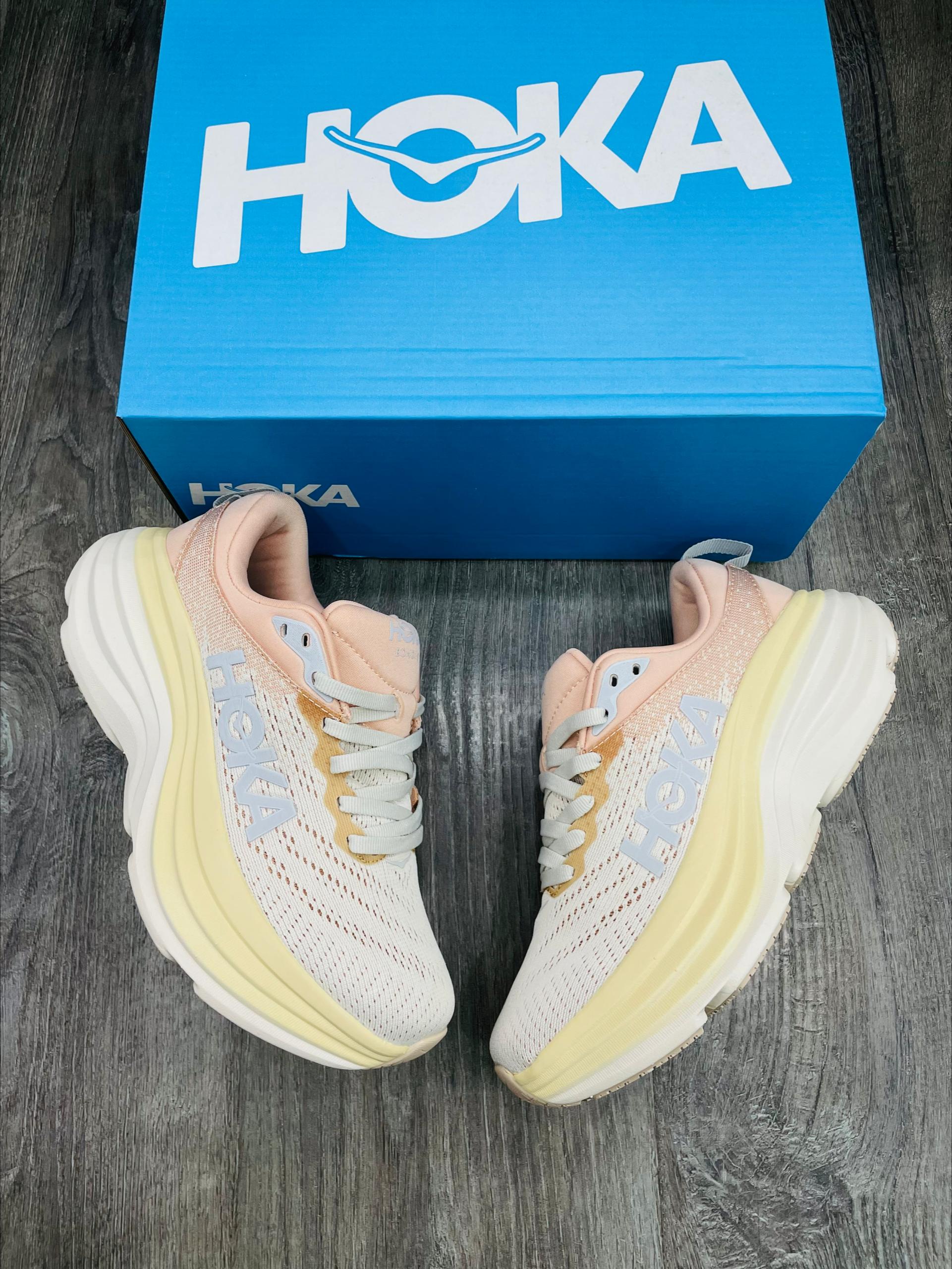 HOKA BONDI 8_6