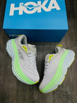 HOKA BONDI 8