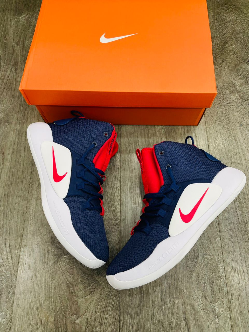 Hyperdunk_0