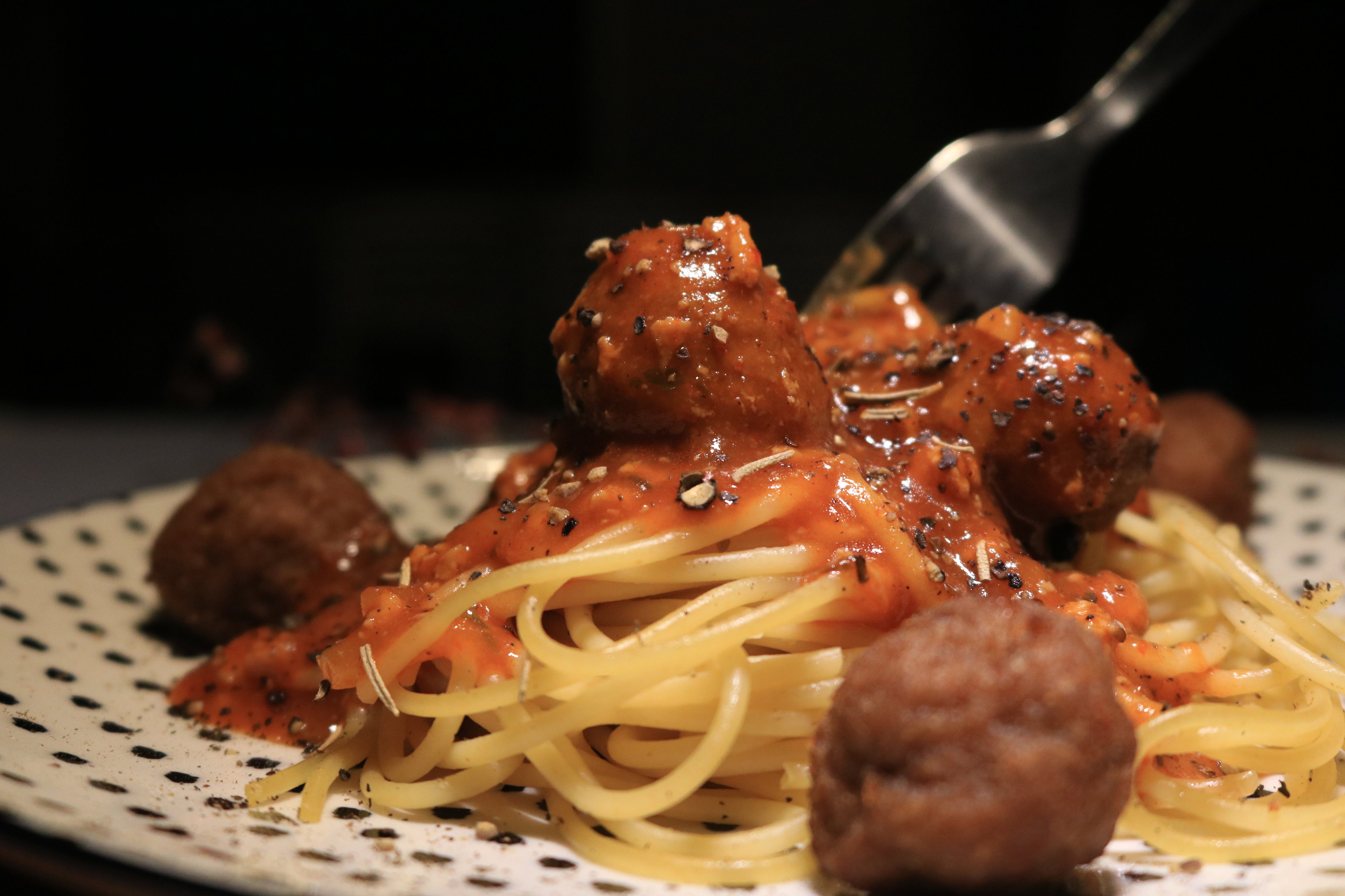 Spaghetti Bolognese with Fried Meatball