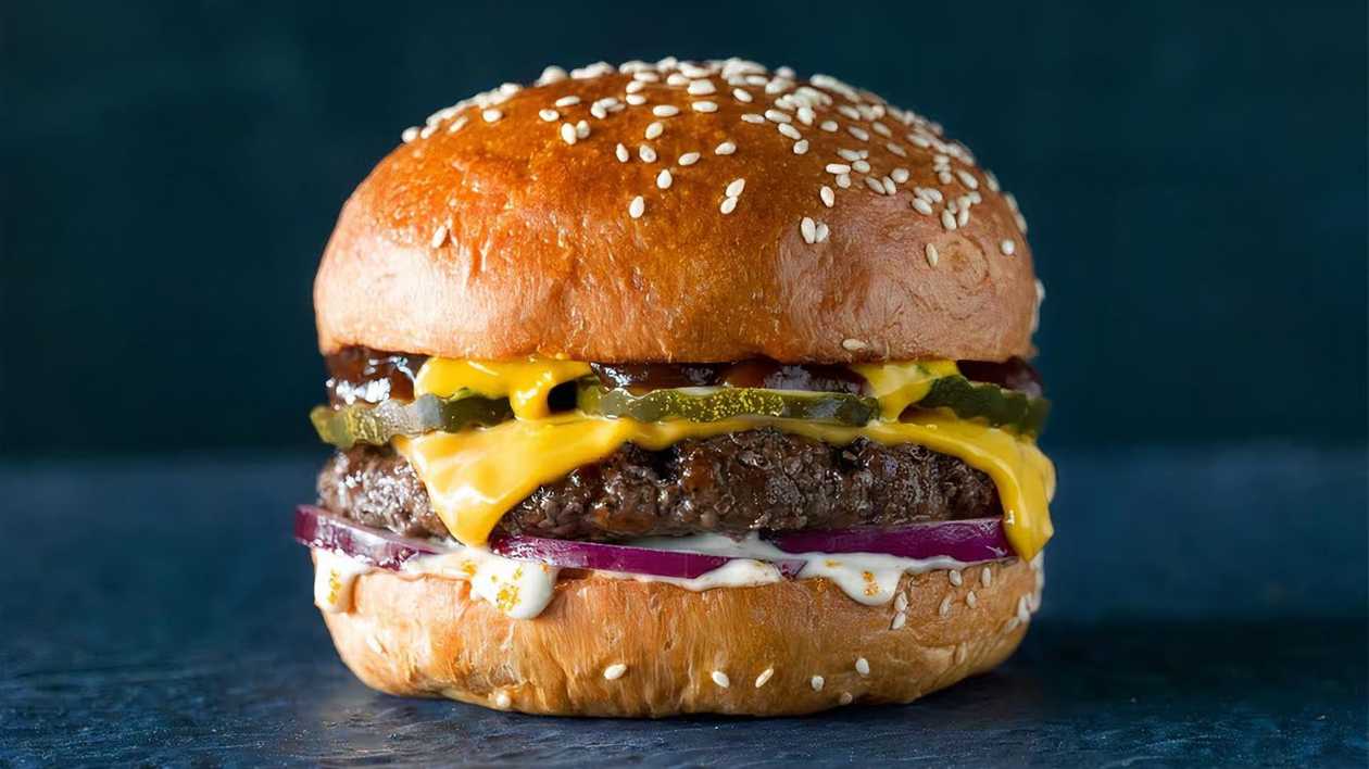 Sour Honey BBQ Burger_0