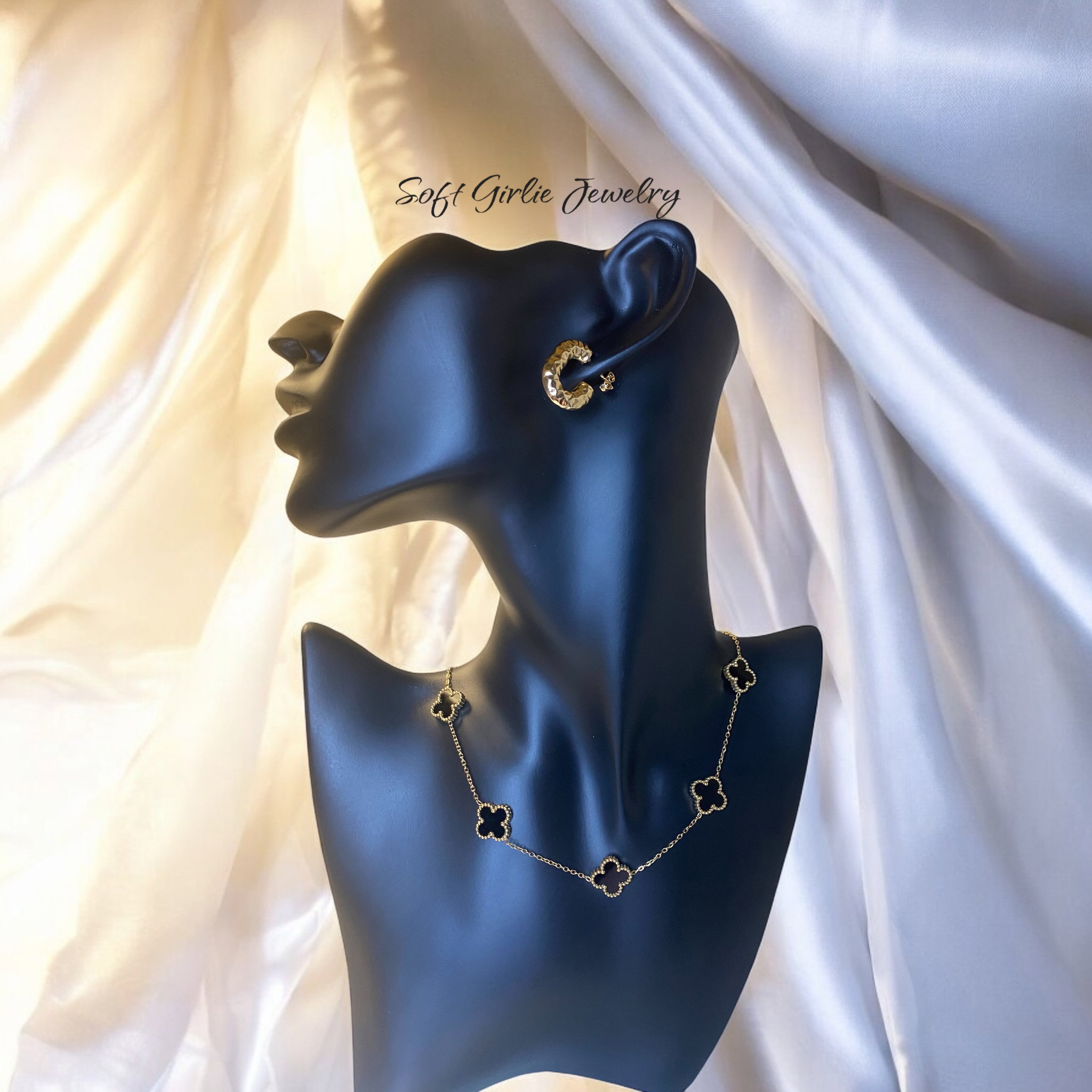 Eclipse Pendant _0