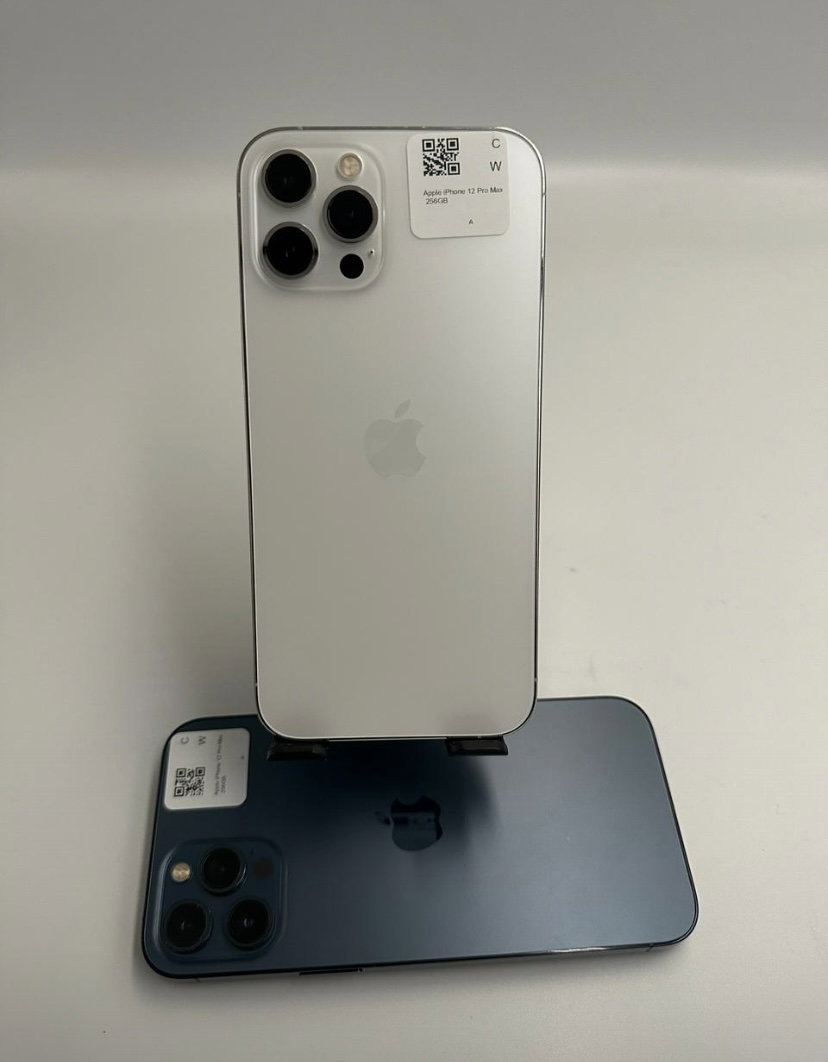 iPhone 12 Pro , 128GB , White (Pre owned , Battery Health 98%)
