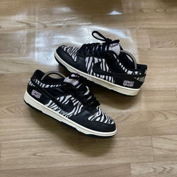 TRAINERS AND SHOES