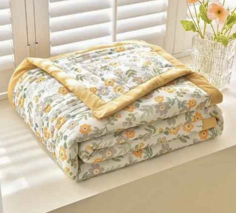 Light weight duvet 5 by 6 _0