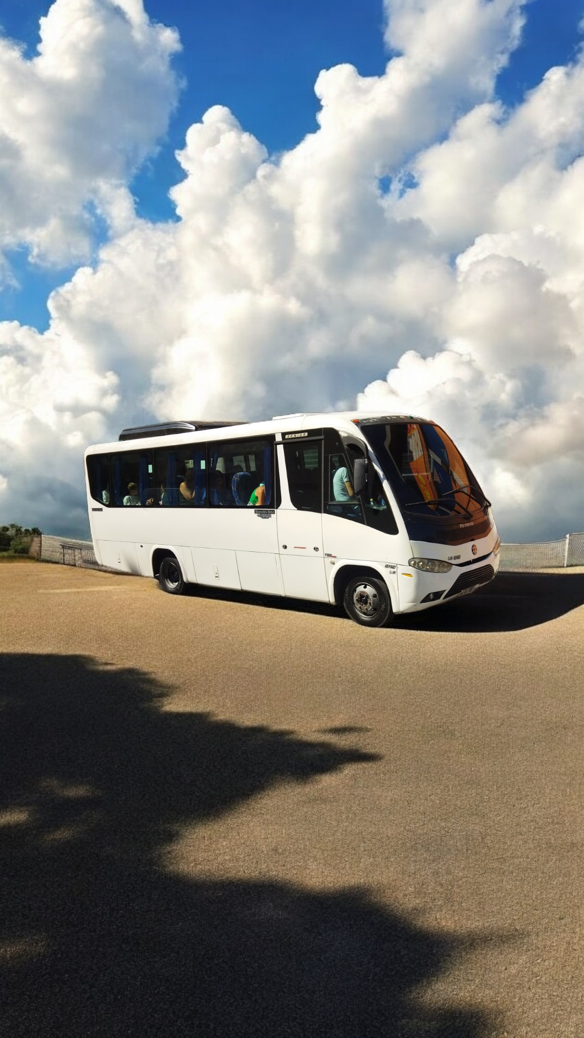 Mercedes Benz Lo 915 Marcopolo 24 asientos_1