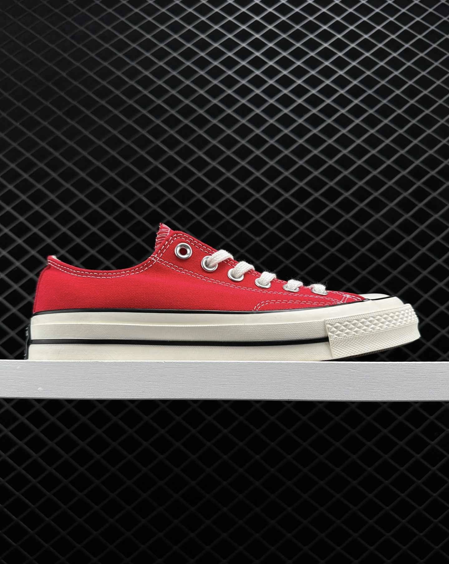 CHUCK TAYLOR ALL STAR CLASSIC _1
