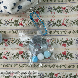 Floral pencil case