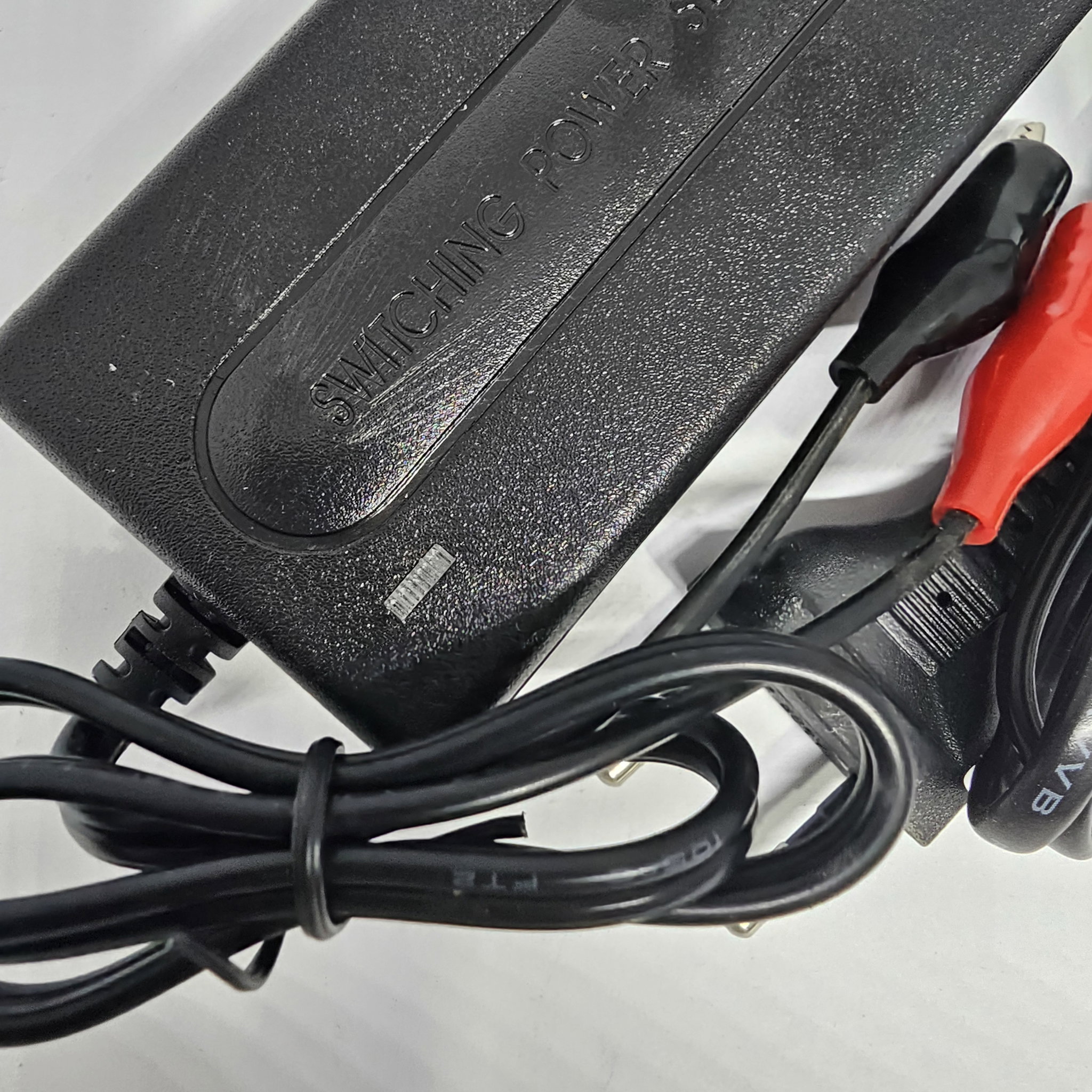 12V 2A BATTERY CHARGER_0