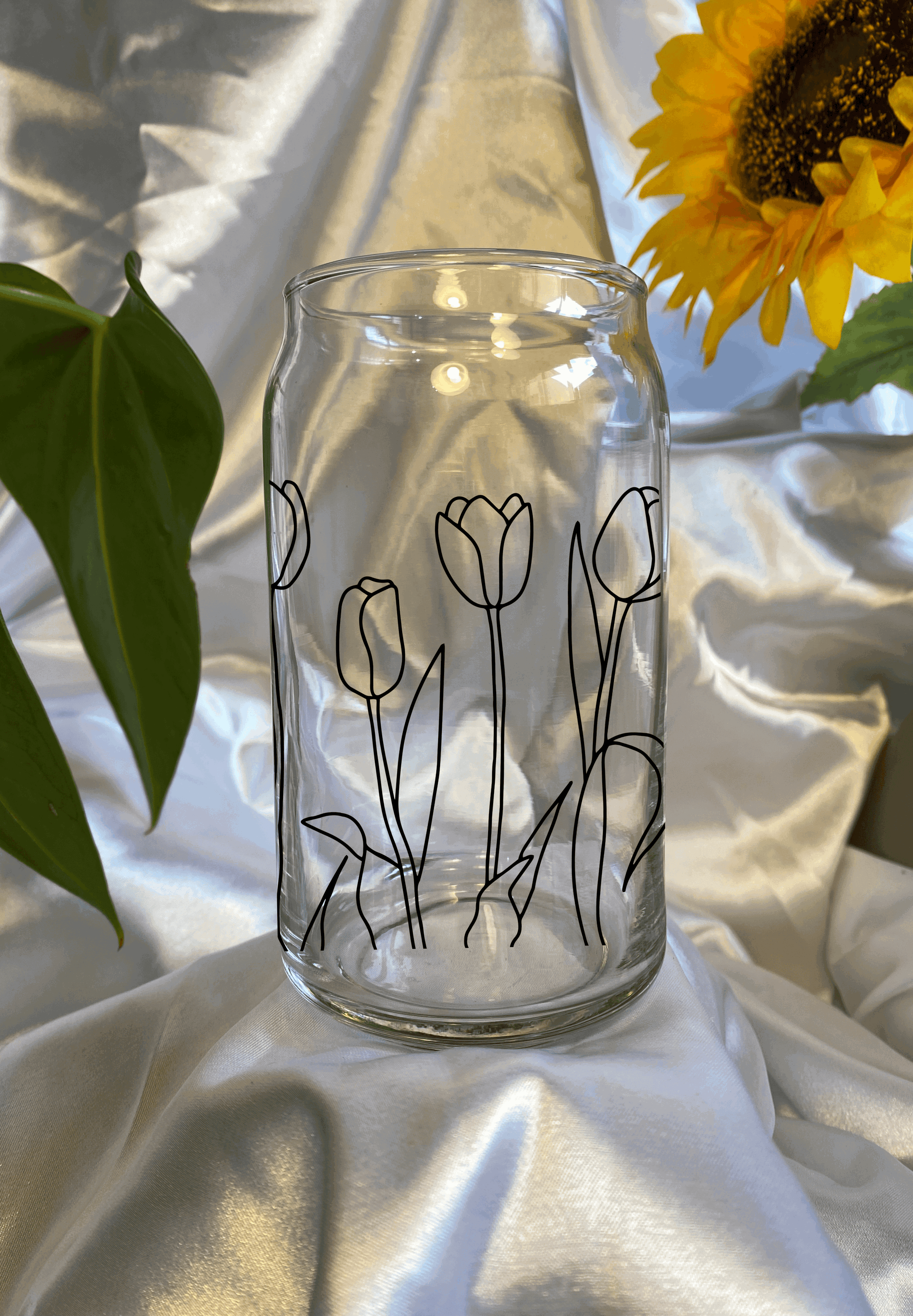 Tulip Glass Can_0