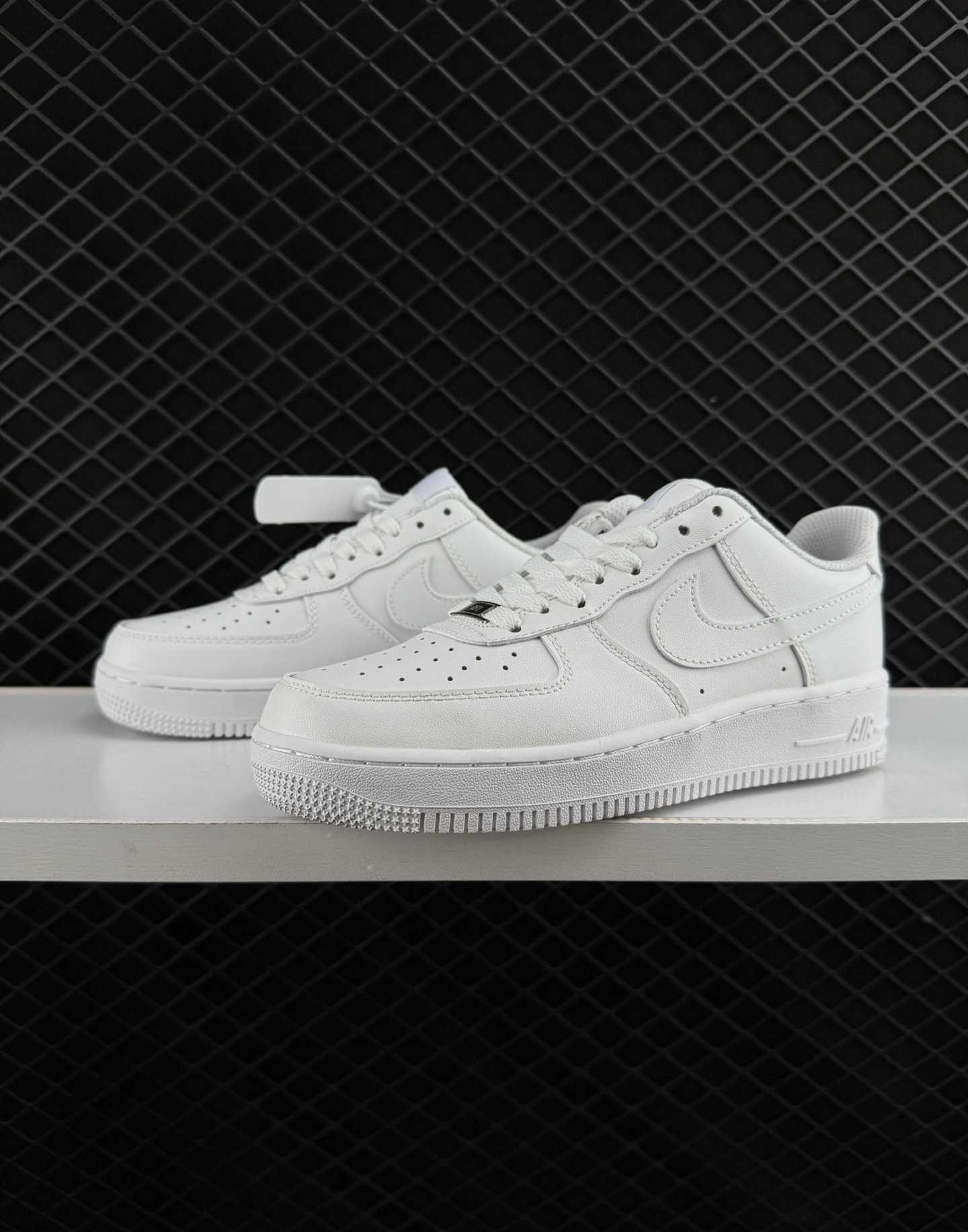 NIKE AIR FORCE 1 _2