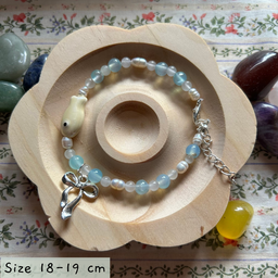 Charm beaded bracelet 