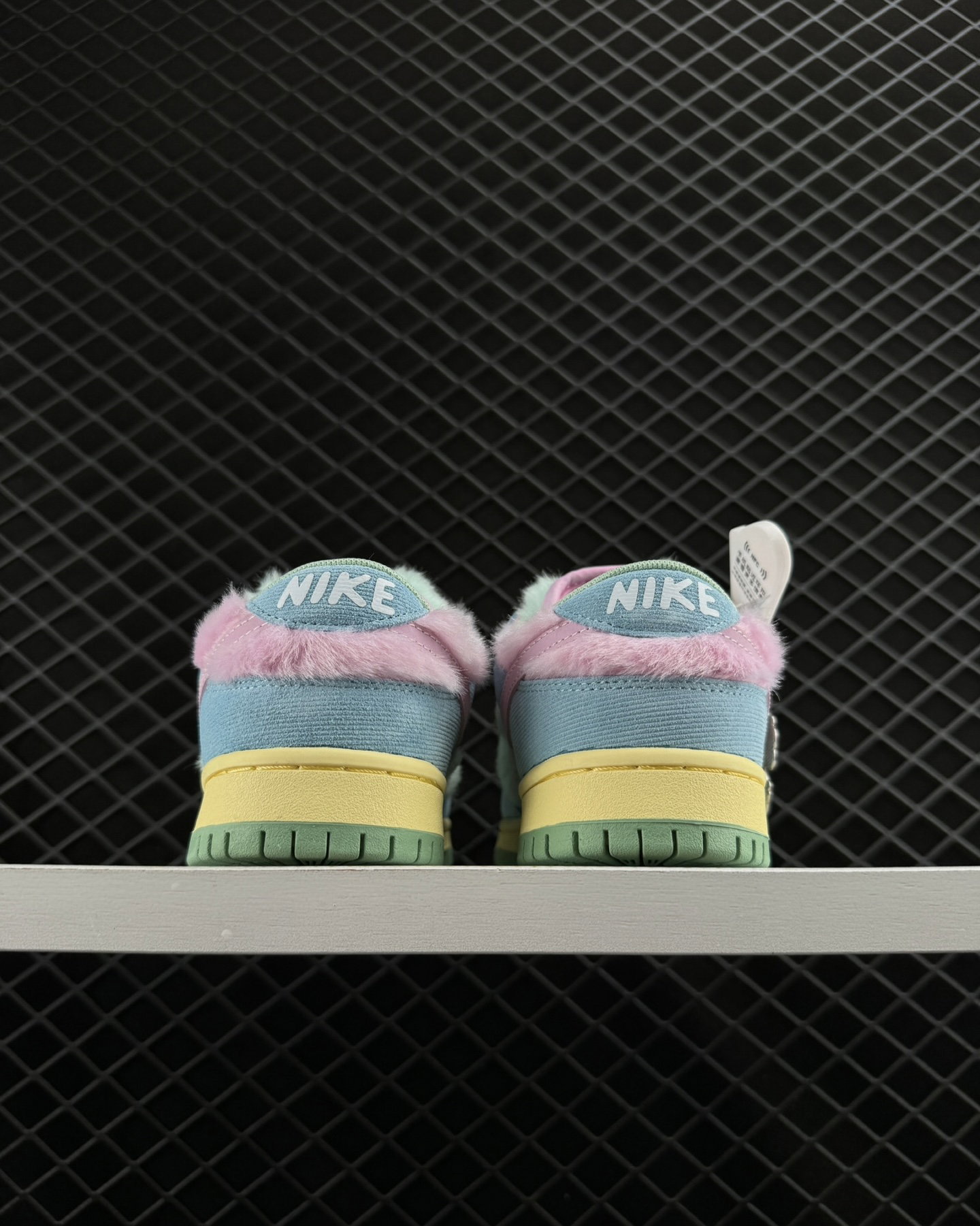 VERDY VISTY x NIKE SB DUNK LOW _4
