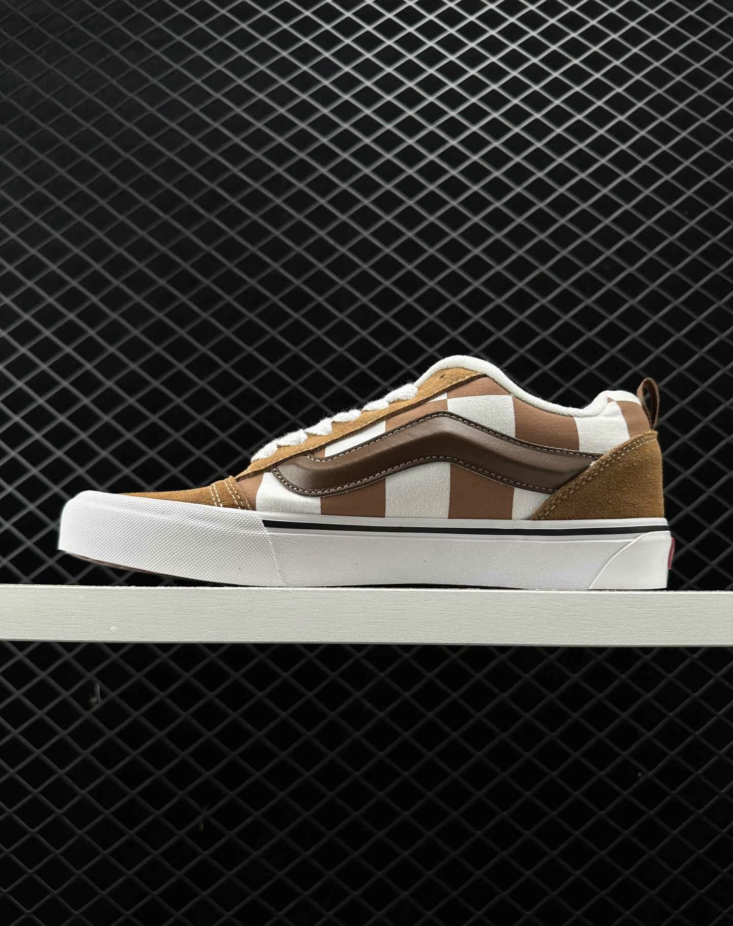 VANS KNU SKOOL_0