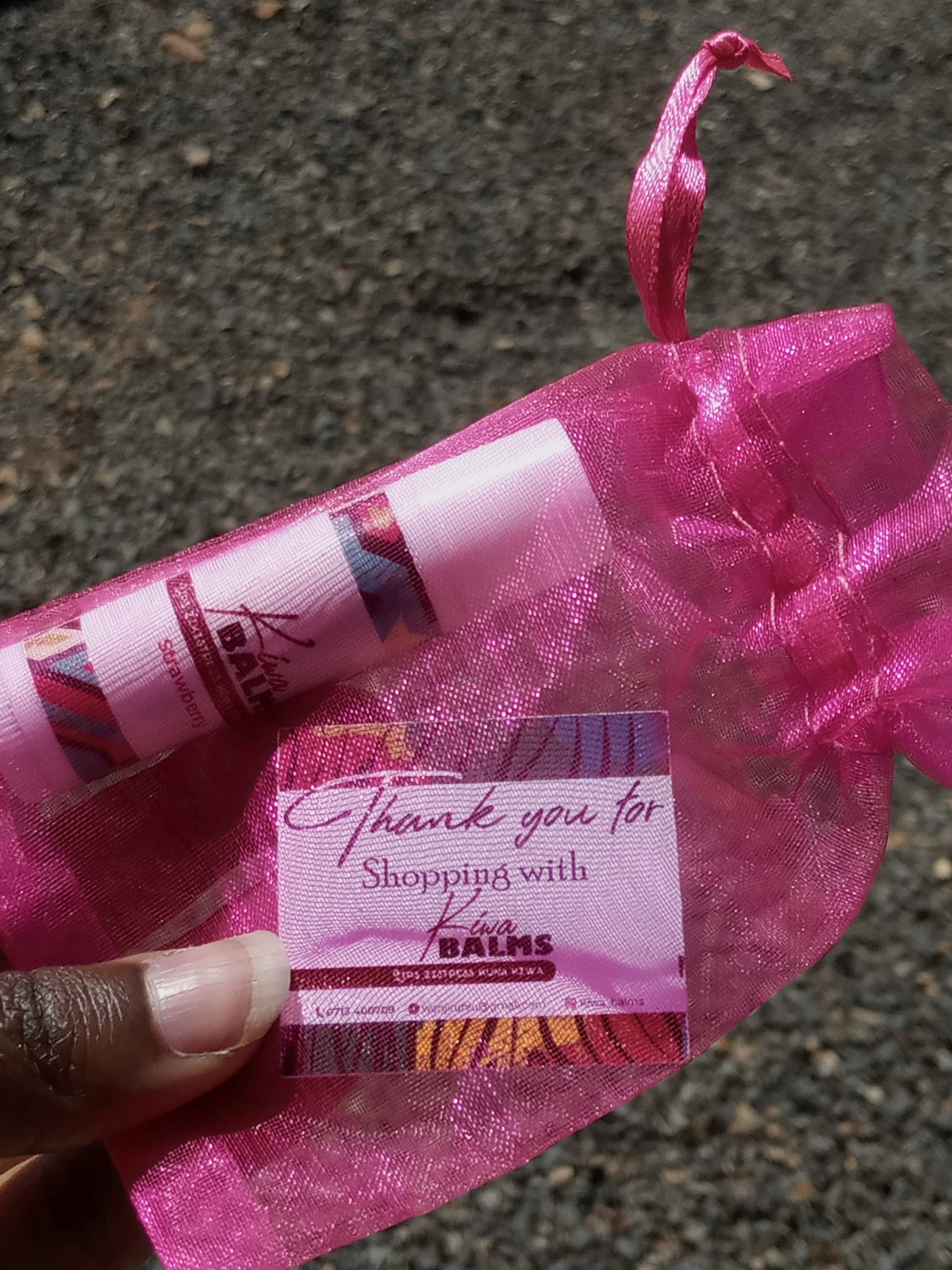 Kiwa Organic Strawberry Lip Balm_1