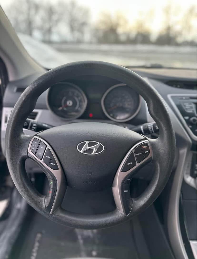 Hyundai Elantra_17